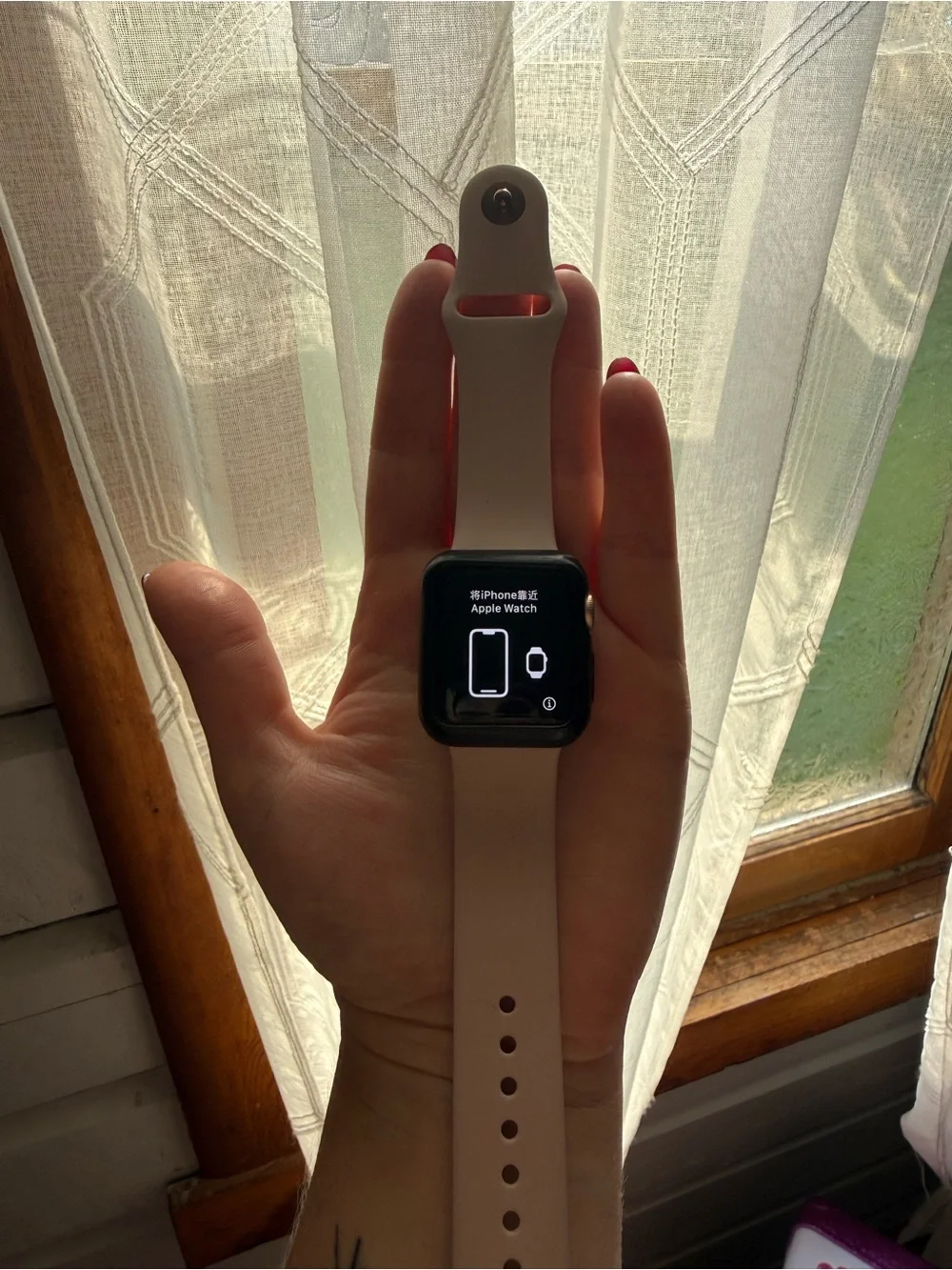 Apple Watch Series 3 Rose Gold 38mm- Pink Silicone Band